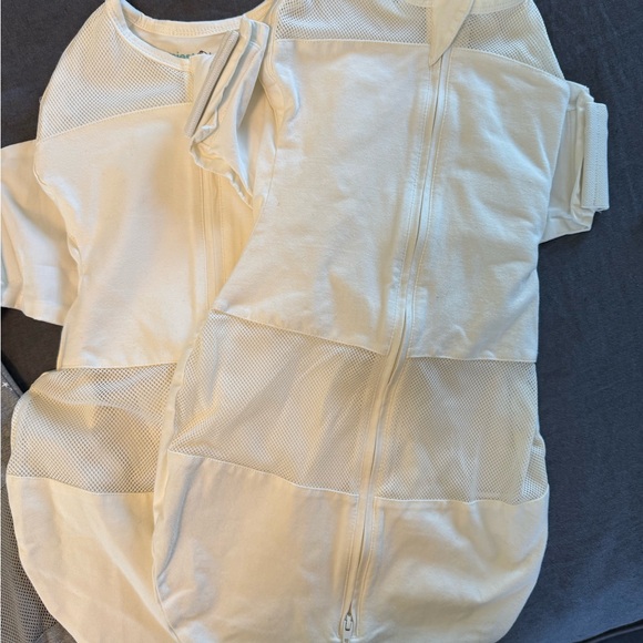 Cream Snoo Swaddle - 2 size pack - Picture 1 of 3